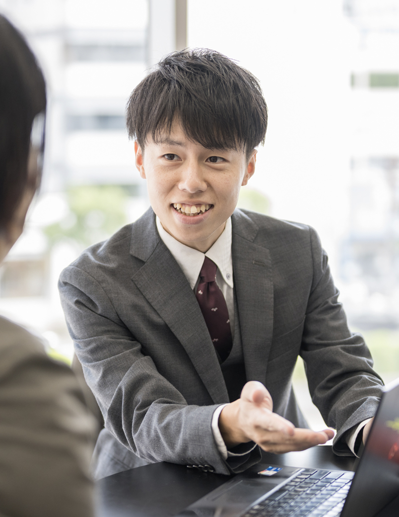 車で人の人生に関わる｜新卒から新人賞・最優秀賞の獲得を経て、副店長へ昇格したキャリアステップ